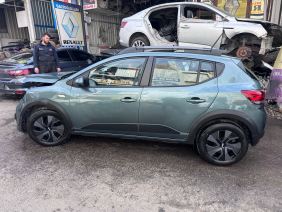 Dacia Sandero Stepway 3 Çıkma Tavan Taban Döşemesi Halısı