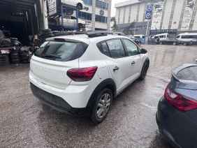 Dacia Sandero Stepway Çıkma Göğüs Torpido Kapağı