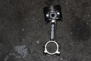 Renault Clio 3 1.5 Piston Kolu 2007 Model Uyumlu Çıkma Orjinal