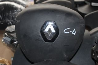 Renault Clio 4 Direksiyon Airbag Çıkma