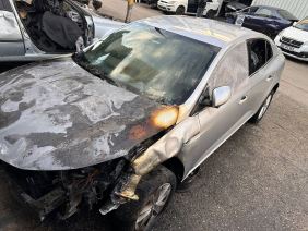 Renault Megane 4 Çıkma Sol Ön Kapı